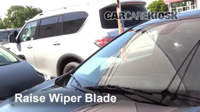 2017 Chevrolet Malibu Premier 2.0L 4 Cyl. Turbo Balais essuie-glace avant Changer les balais des essuie-glace